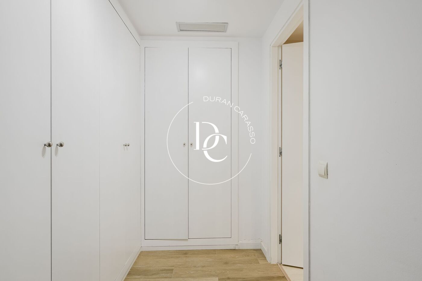 142 sqm flat with pool and terrace for rent in Sitges