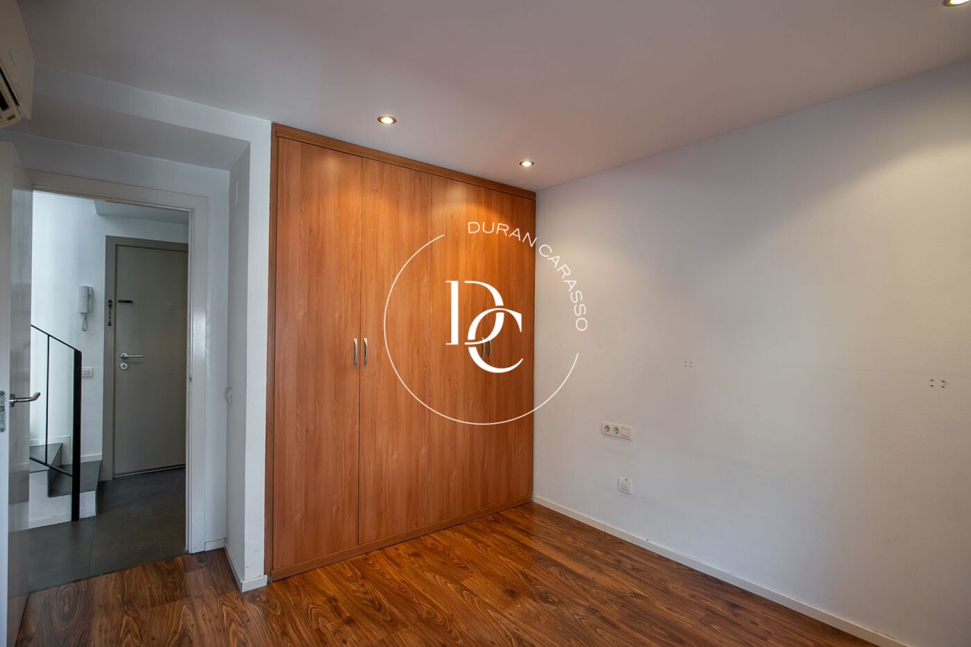 Piso dúplex con terraza en venta en Nou Barris, Barcelona