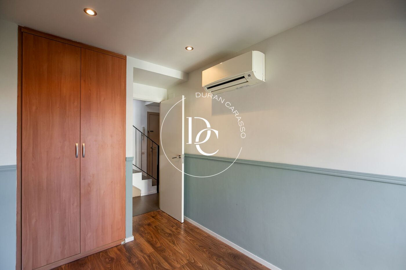 Piso dúplex con terraza en venta en Nou Barris, Barcelona