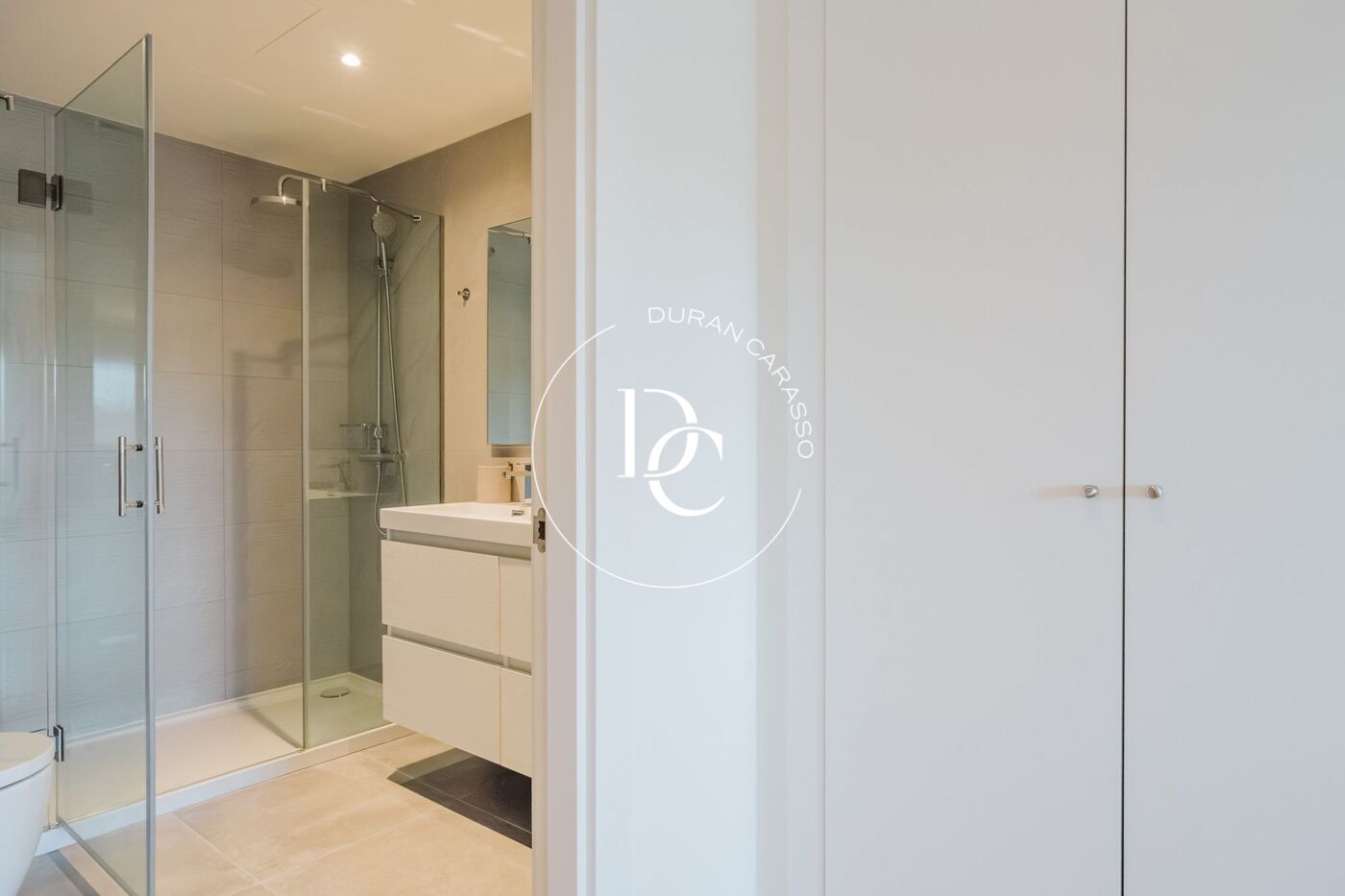 EXCLUSIVE HIGH-END FURNISHED DUPLEX FOR RENT WITH LARGE TERRACE AND PREMIUM COMMUNAL AREAS