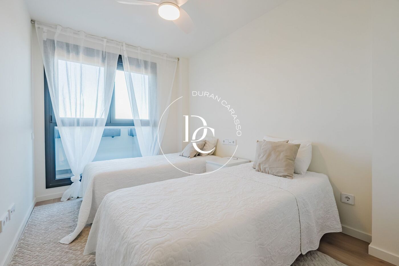 EXCLUSIVE HIGH-END FURNISHED DUPLEX FOR RENT WITH LARGE TERRACE AND PREMIUM COMMUNAL AREAS