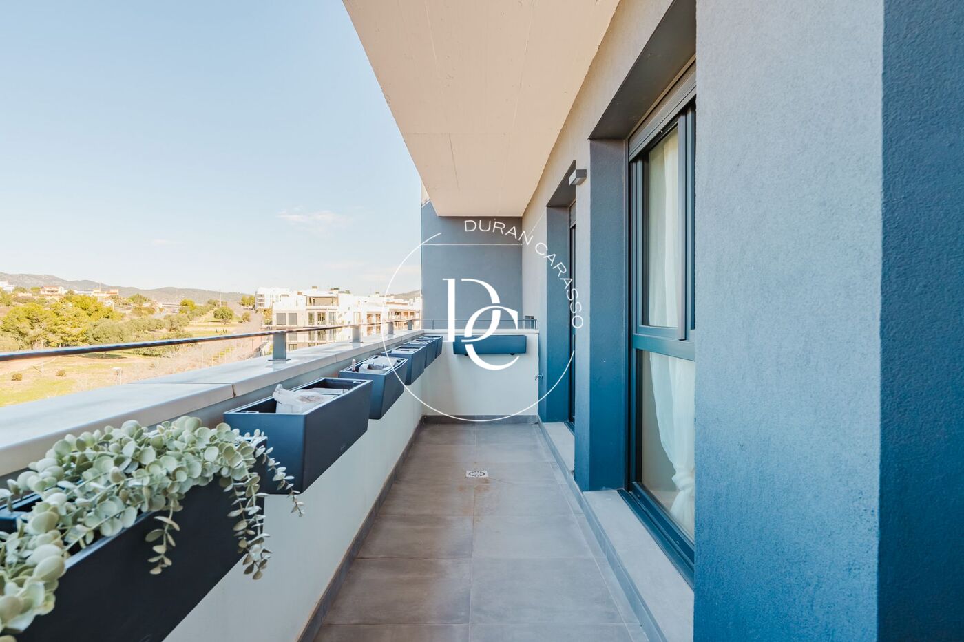 EXCLUSIVE HIGH-END FURNISHED DUPLEX FOR RENT WITH LARGE TERRACE AND PREMIUM COMMUNAL AREAS