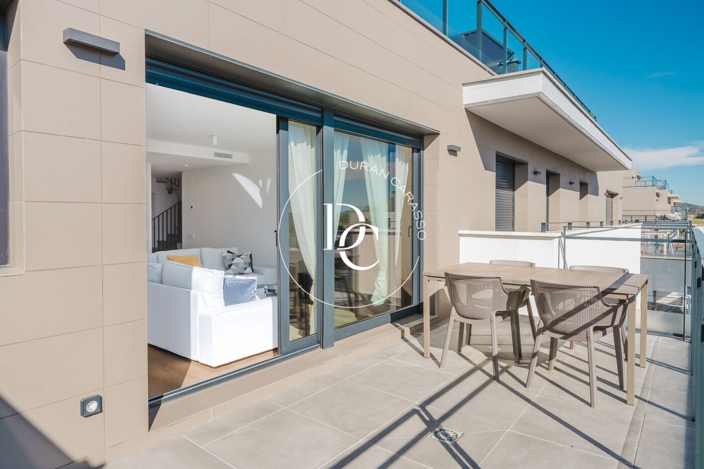 EXCLUSIVE HIGH-END FURNISHED DUPLEX FOR RENT WITH LARGE TERRACE AND PREMIUM COMMUNAL AREAS