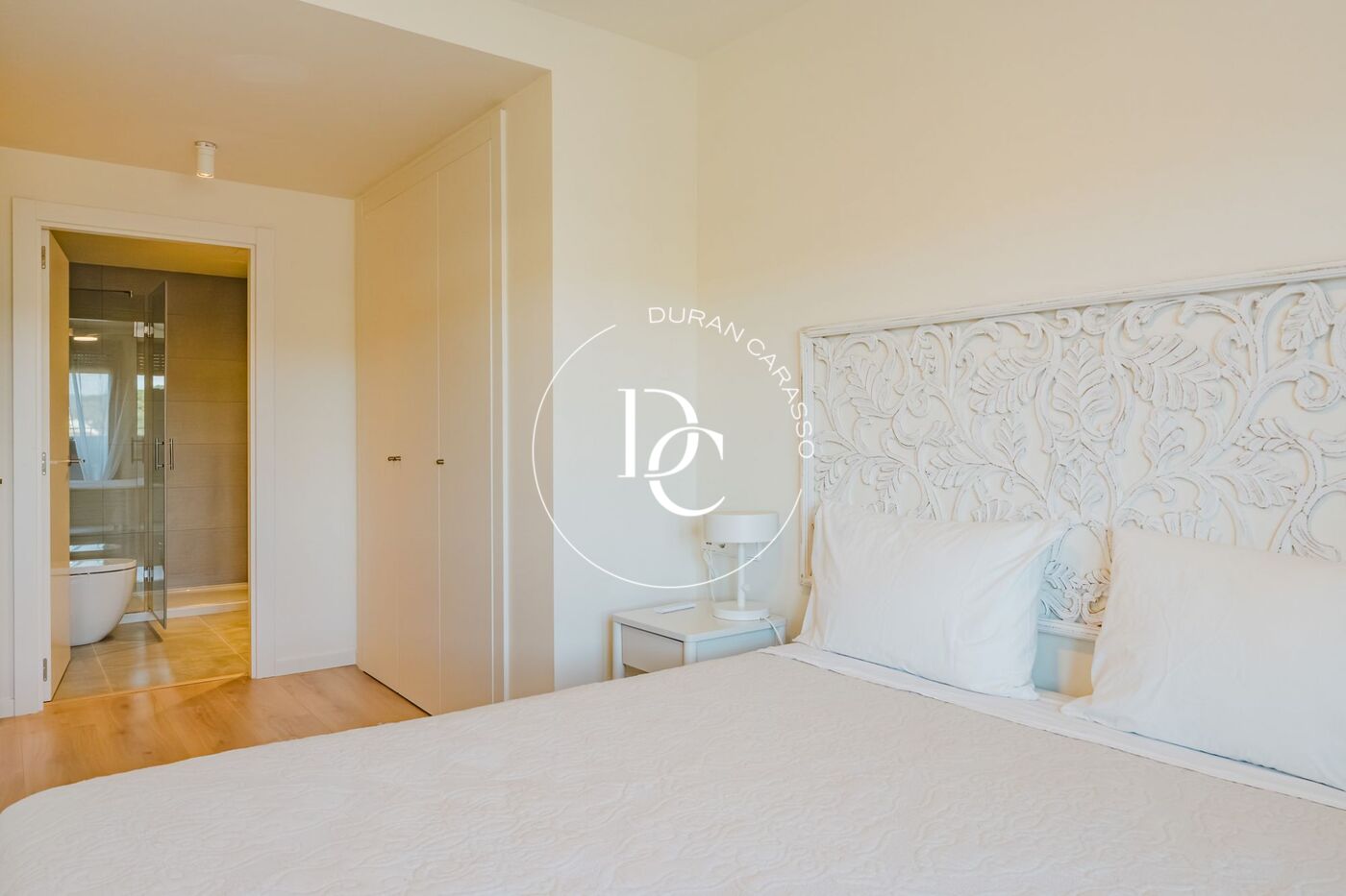 EXCLUSIVE HIGH-END FURNISHED DUPLEX FOR RENT WITH LARGE TERRACE AND PREMIUM COMMUNAL AREAS