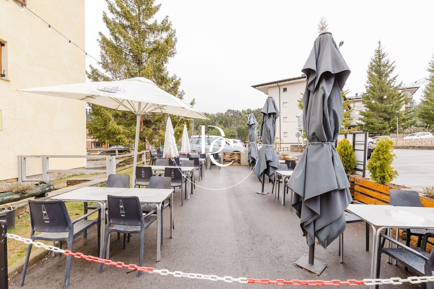 Restaurante con terraza a pie de pistas en La Molina