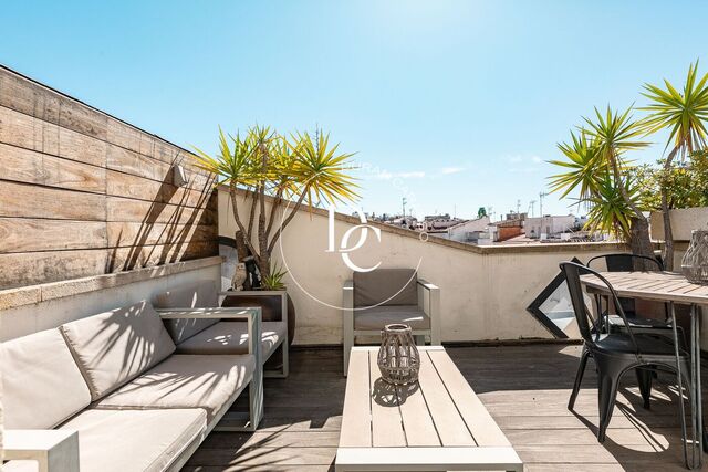 BONITO TRIPLEX CON LICENCIA TURÍSTICA  EN EL CORAZON DE SITGES A 200M DE LA PLAYA