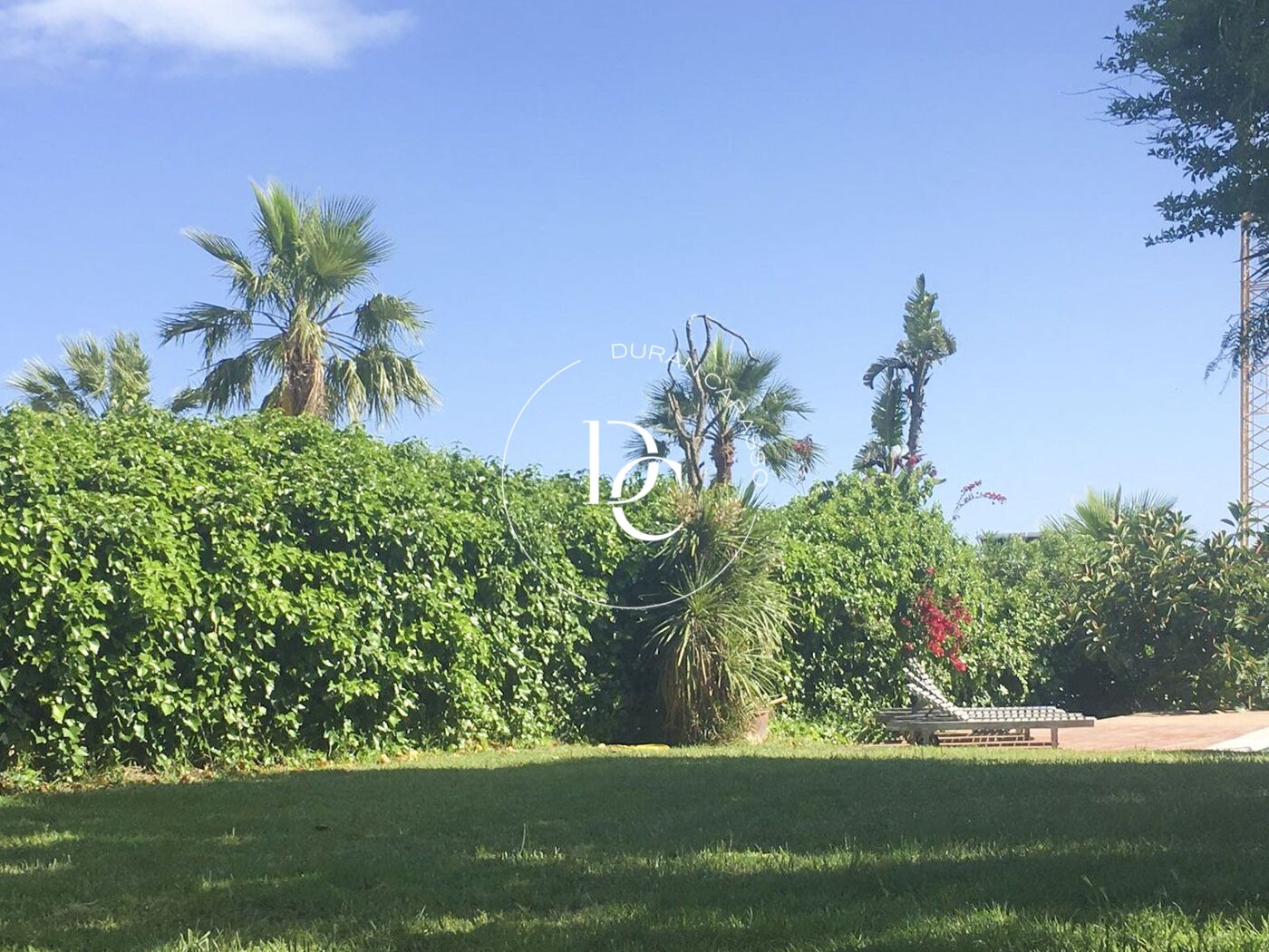 Casa familiar con vistas al mar en venta en Vallpineda.