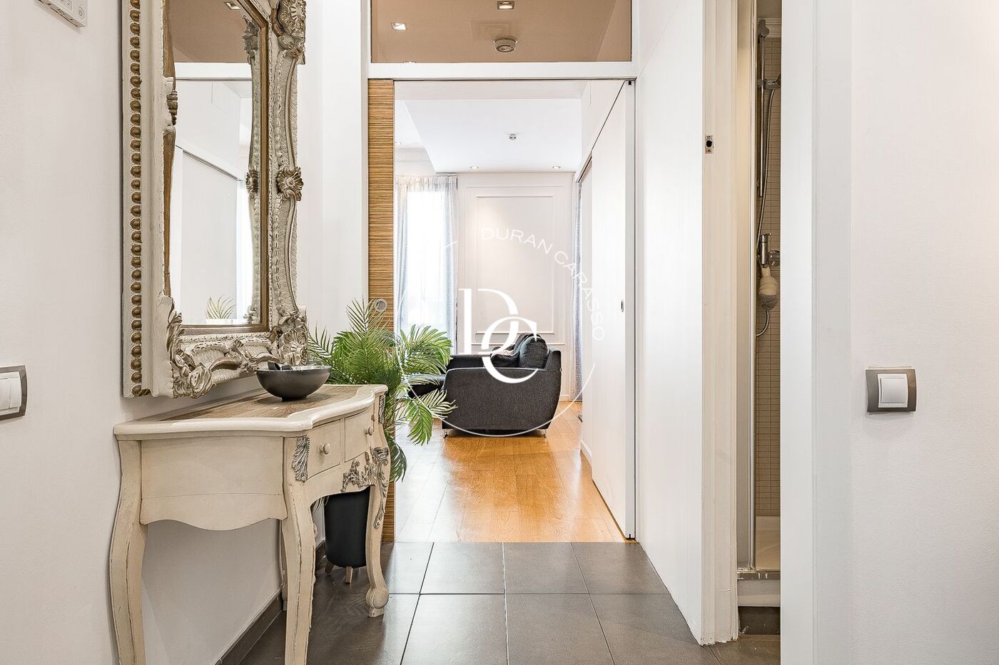 Fantástico piso con licencia turística en La Dreta de L'Eixample