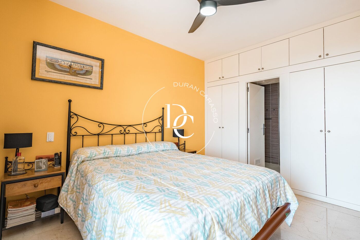 Casa adosada en venta con vistas panorámicas al mar en Sitges