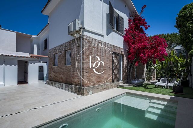 233 sqm luxury house with pool for rent in Vinyet, Sitges