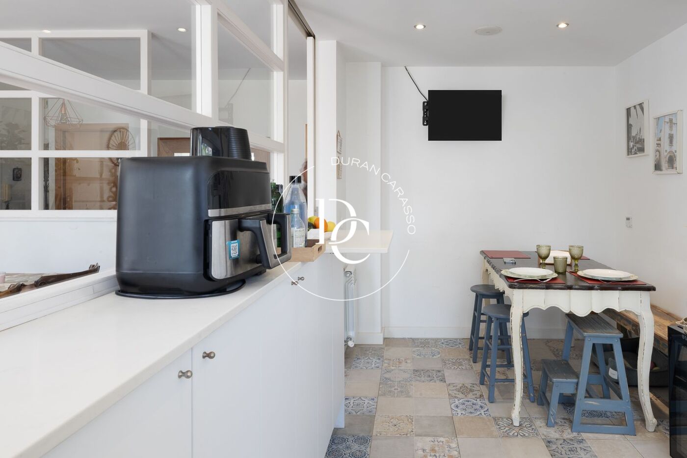 Casa con piscina privada en venta en Vallpineda.