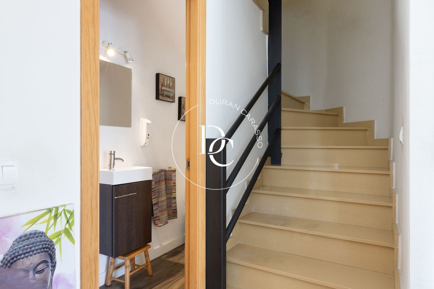 Casa con piscina privada en venta en Vallpineda.