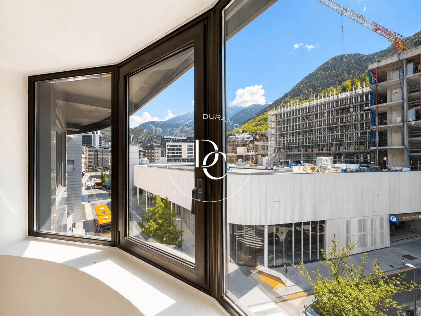 Despacho de alquiler en Andorra la Vella, 146 metros