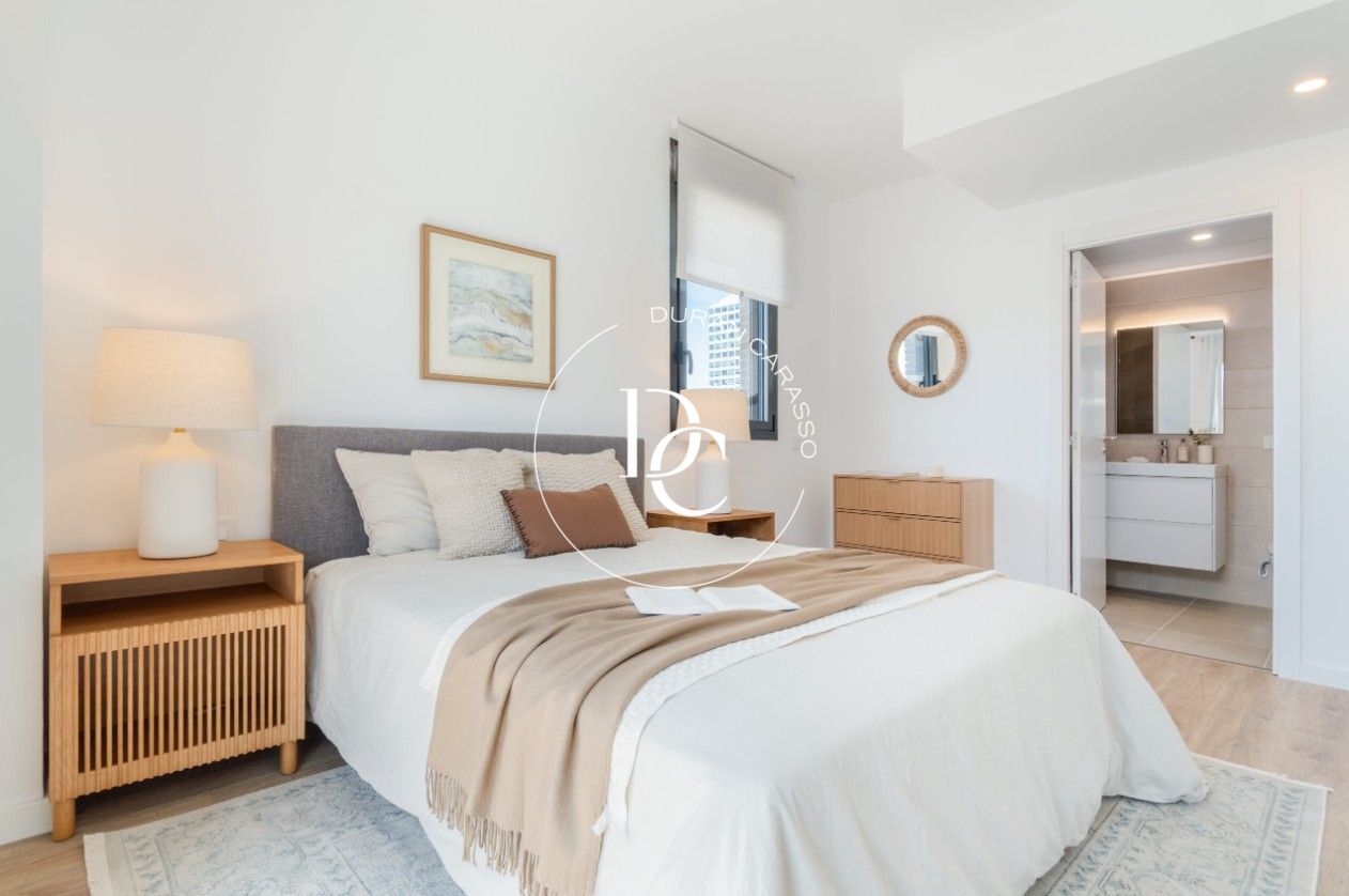 Obra nueva en venta en Sants-Montjuïc, Barcelona