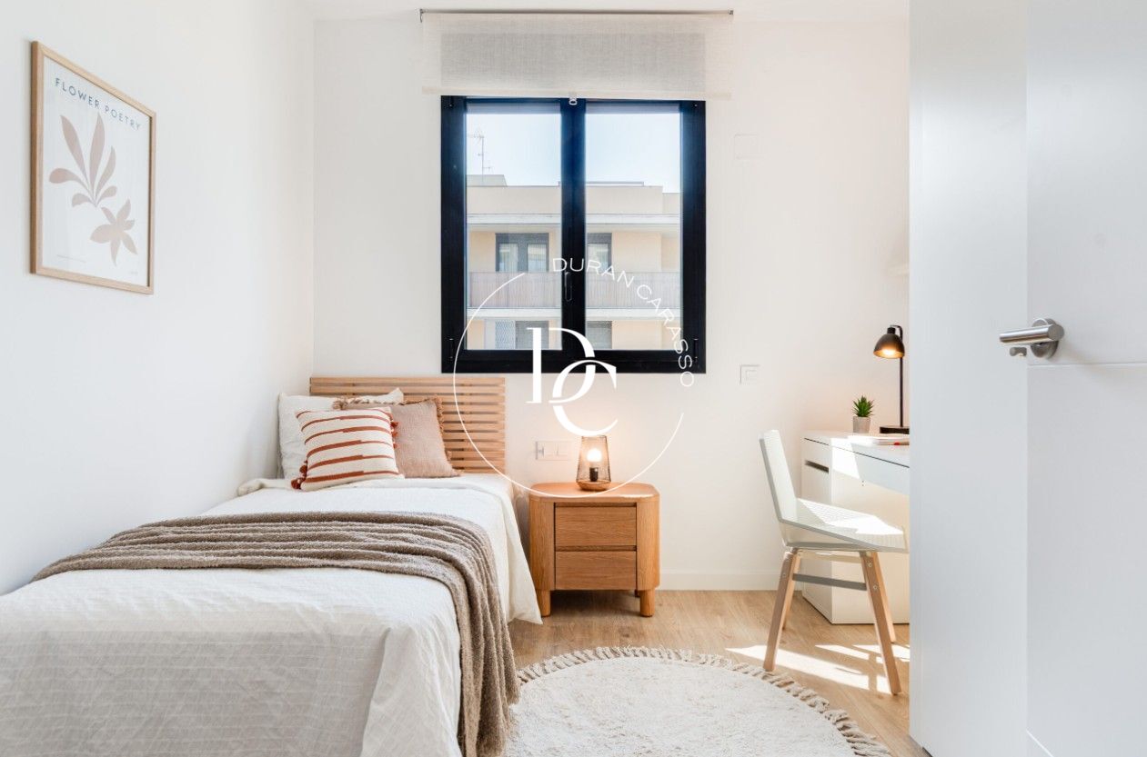 Obra nueva en venta en Sants-Montjuïc, Barcelona
