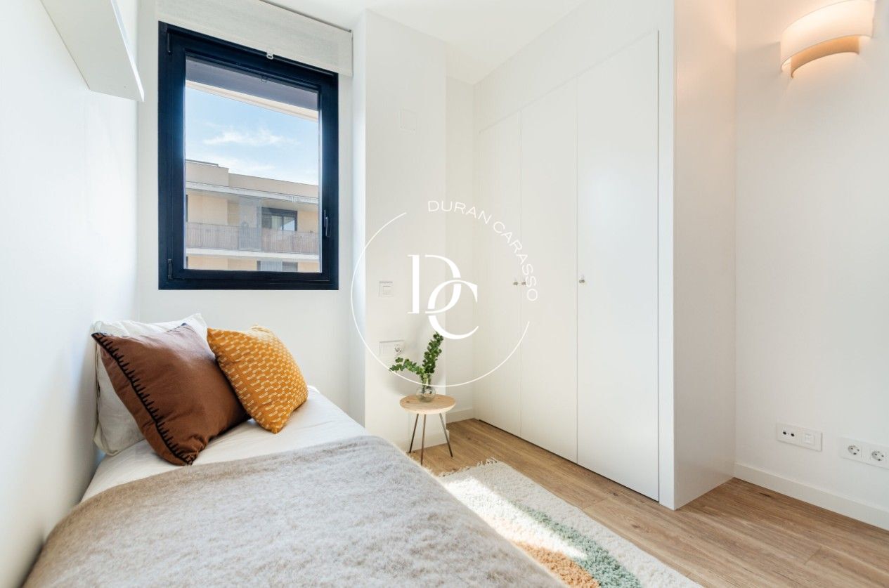 Obra nueva en venta en Sants-Montjuïc, Barcelona