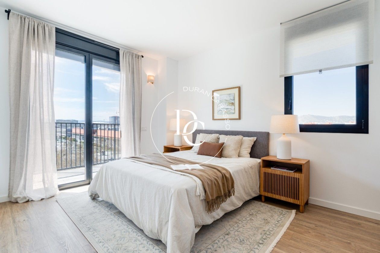 Obra nueva en venta en Sants-Montjuïc, Barcelona