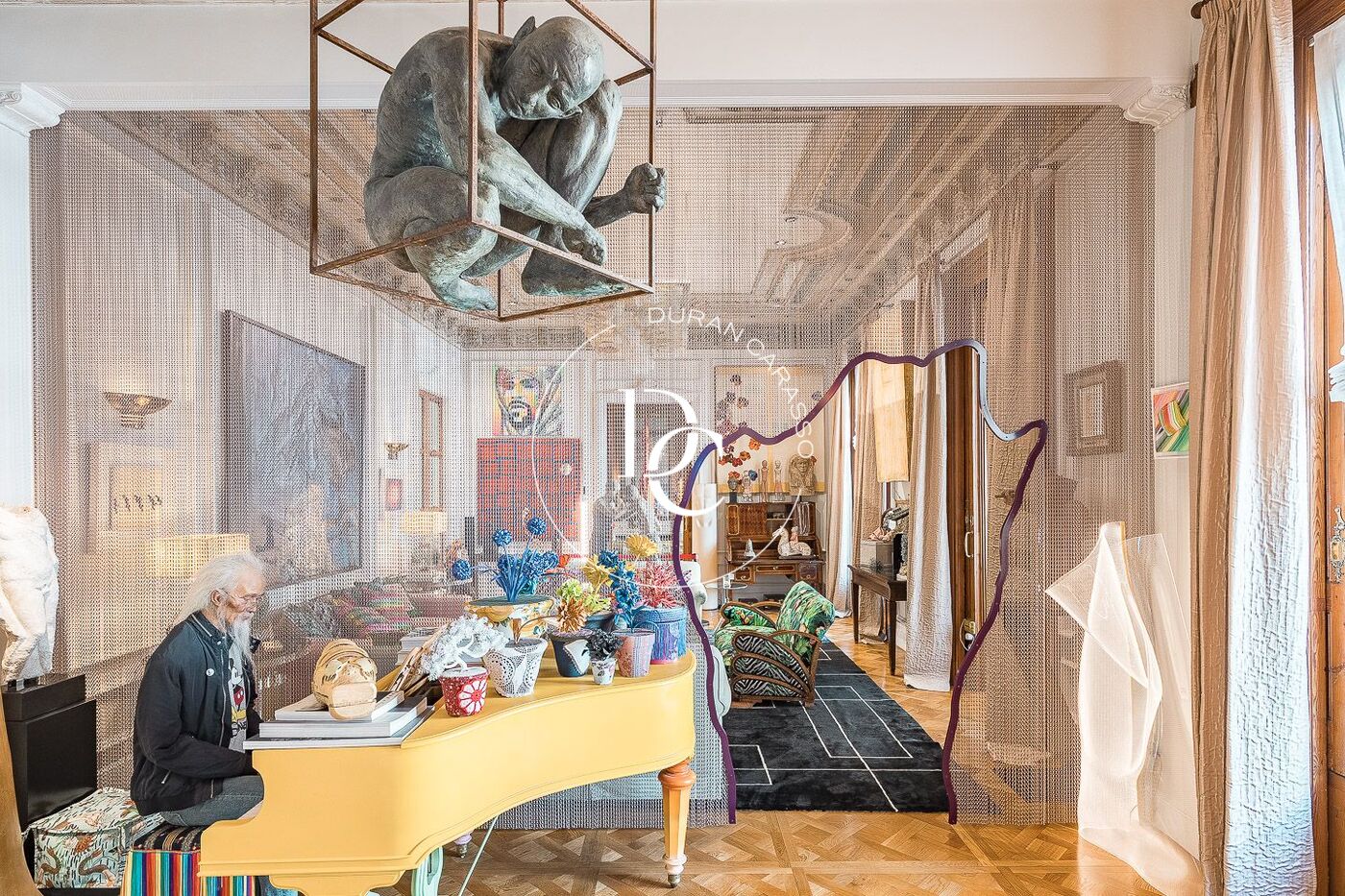 Exclusivo piso de grandes dimensiones con piscina en el corazón de Barcelona