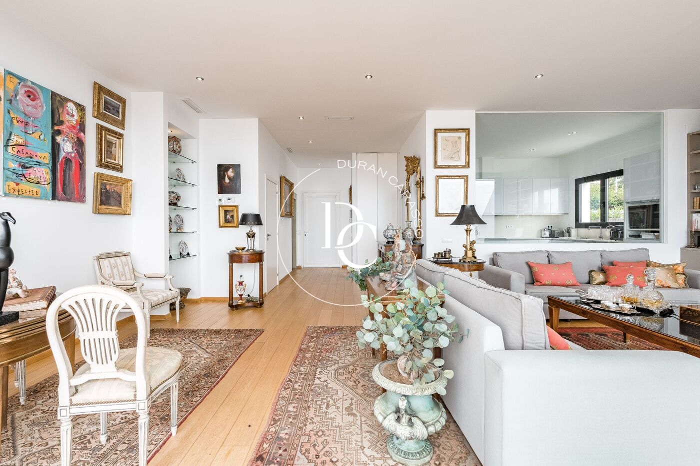 Espectacular vivienda unifamiliar en venta en Vallpineda