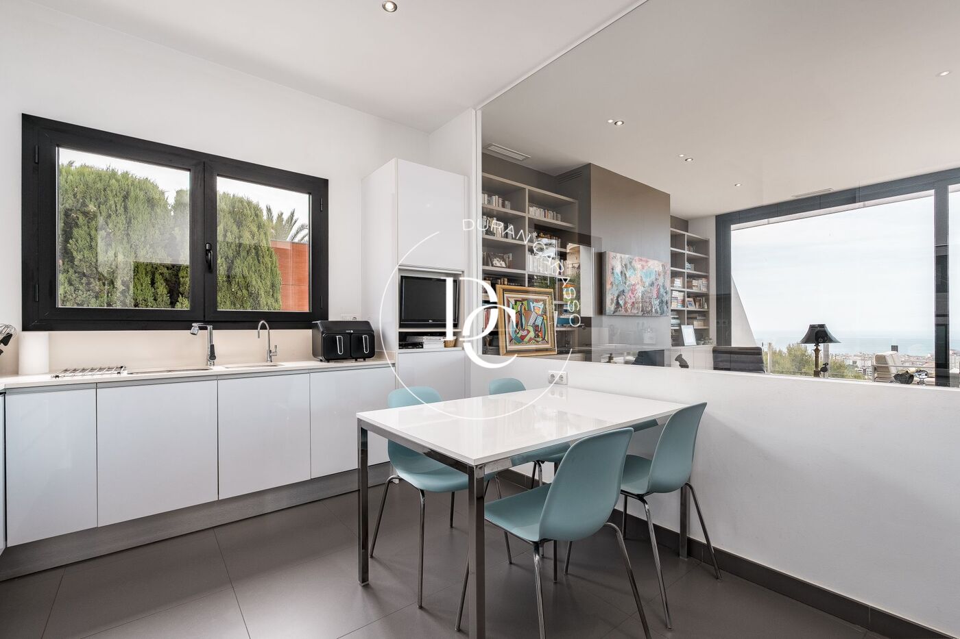 Espectacular vivienda unifamiliar en venta en Vallpineda
