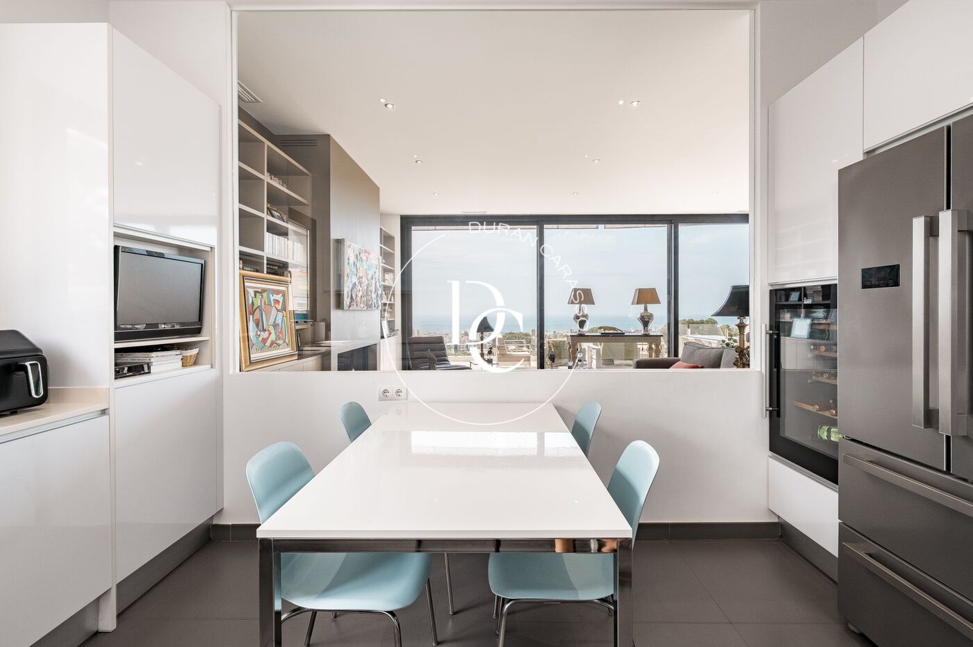 Espectacular vivienda unifamiliar en venta en Vallpineda