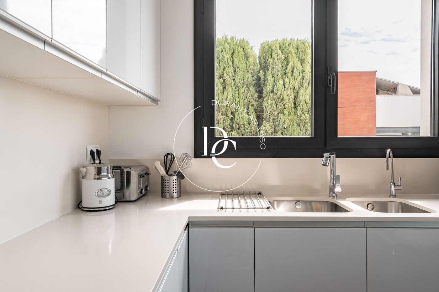 Espectacular vivienda unifamiliar en venta en Vallpineda