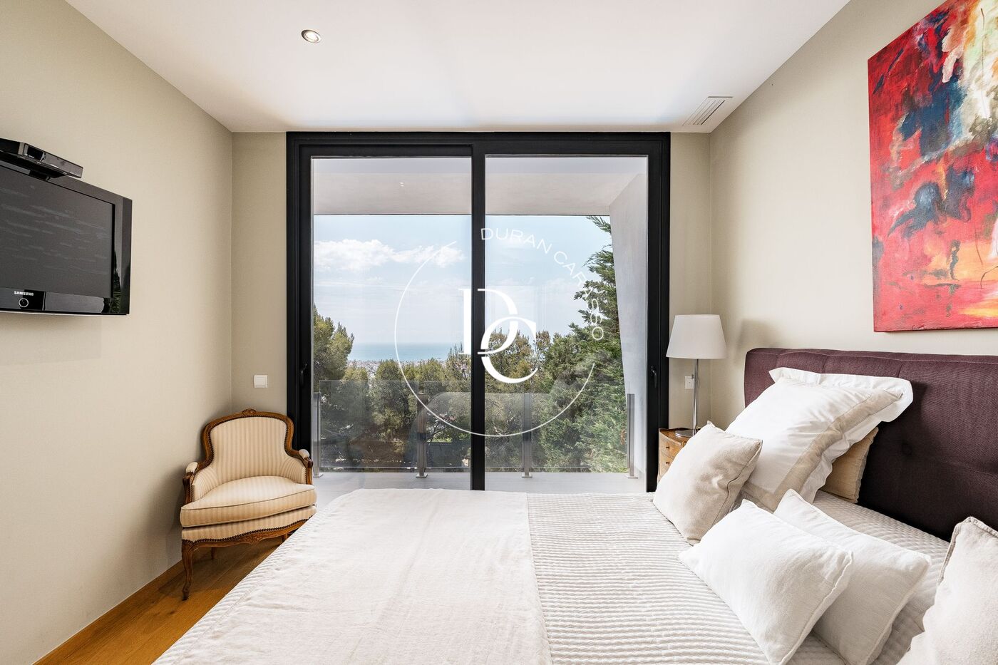 Espectacular vivienda unifamiliar en venta en Vallpineda