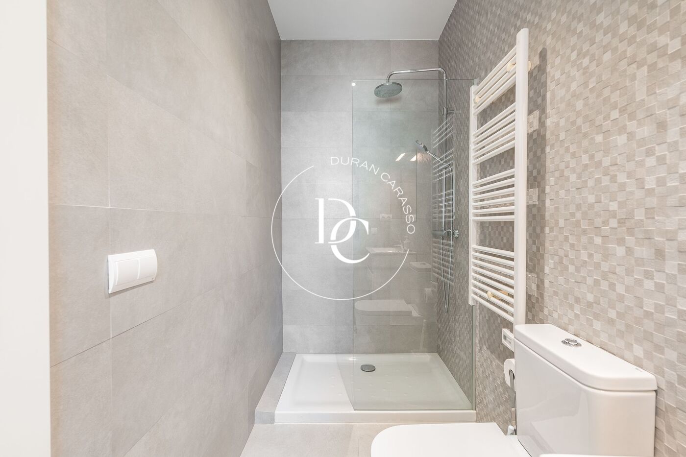 Espectacular vivienda unifamiliar en venta en Vallpineda