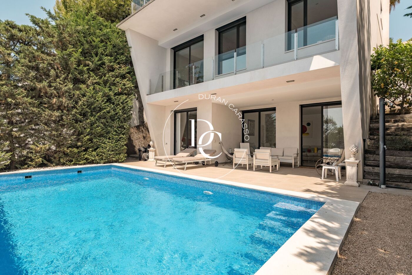 Espectacular vivienda unifamiliar en venta en Vallpineda