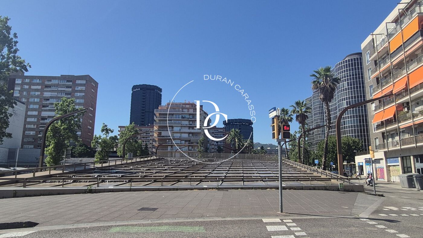 Local comercial de 580 m2 en rentabilidad en Les Corts
