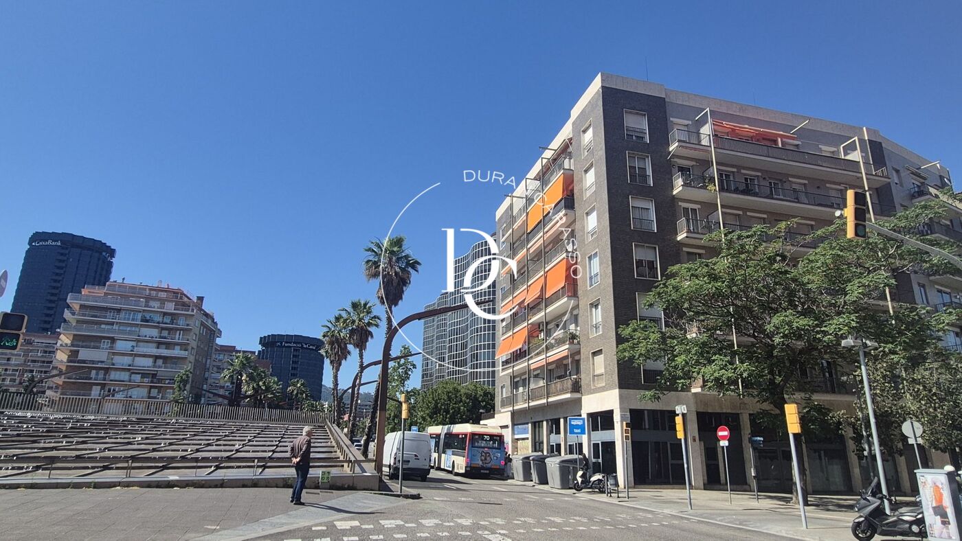 Local comercial de 580 m2 en rentabilidad en Les Corts