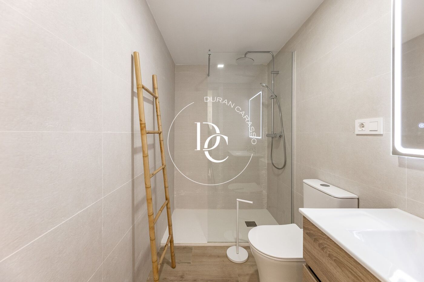 House for Sale in Canyelles