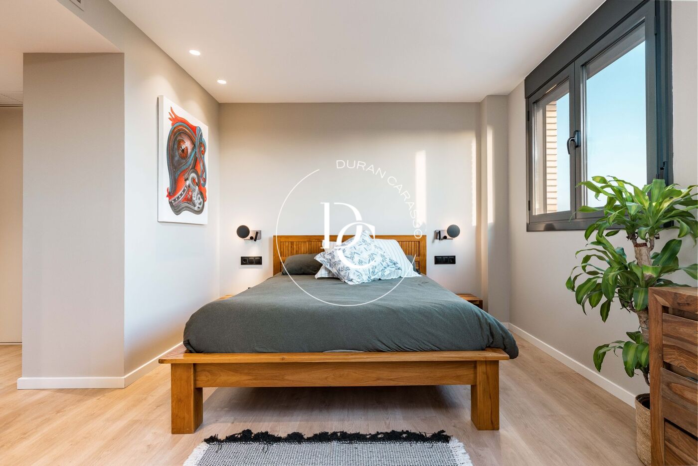 181 sqm luxury penthouse with views and terrace for sale in La Plana, Sitges