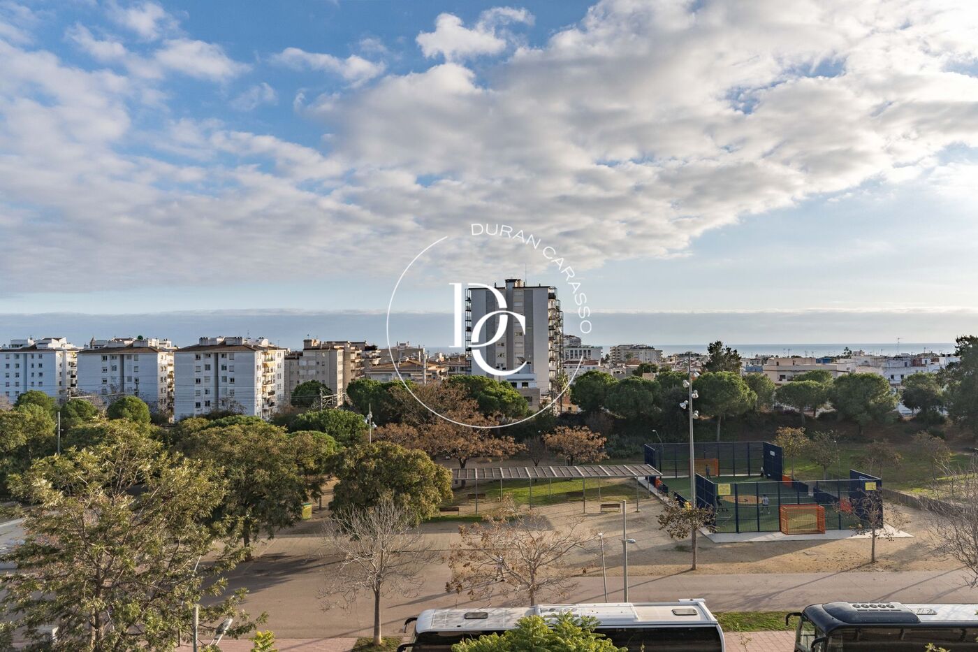181 sqm luxury penthouse with views and terrace for sale in La Plana, Sitges