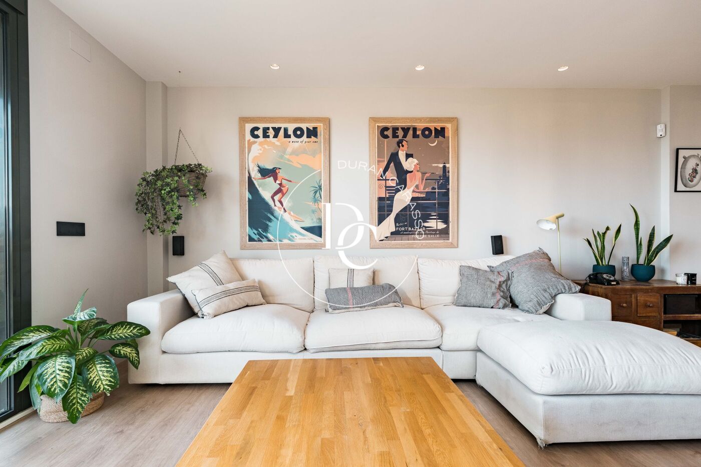 181 sqm luxury penthouse with views and terrace for sale in La Plana, Sitges