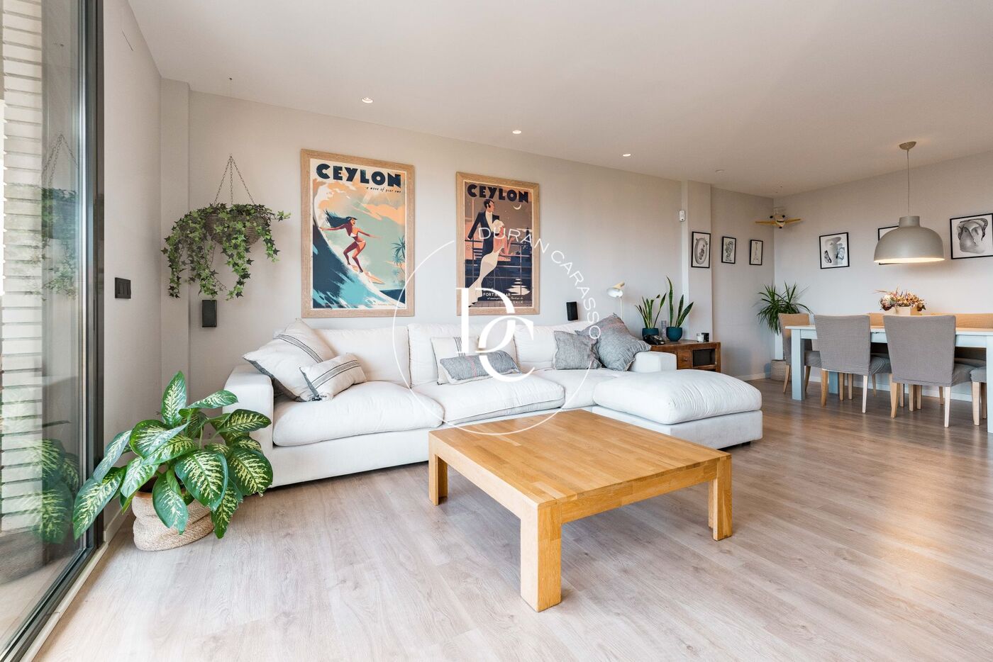 181 sqm luxury penthouse with views and terrace for sale in La Plana, Sitges