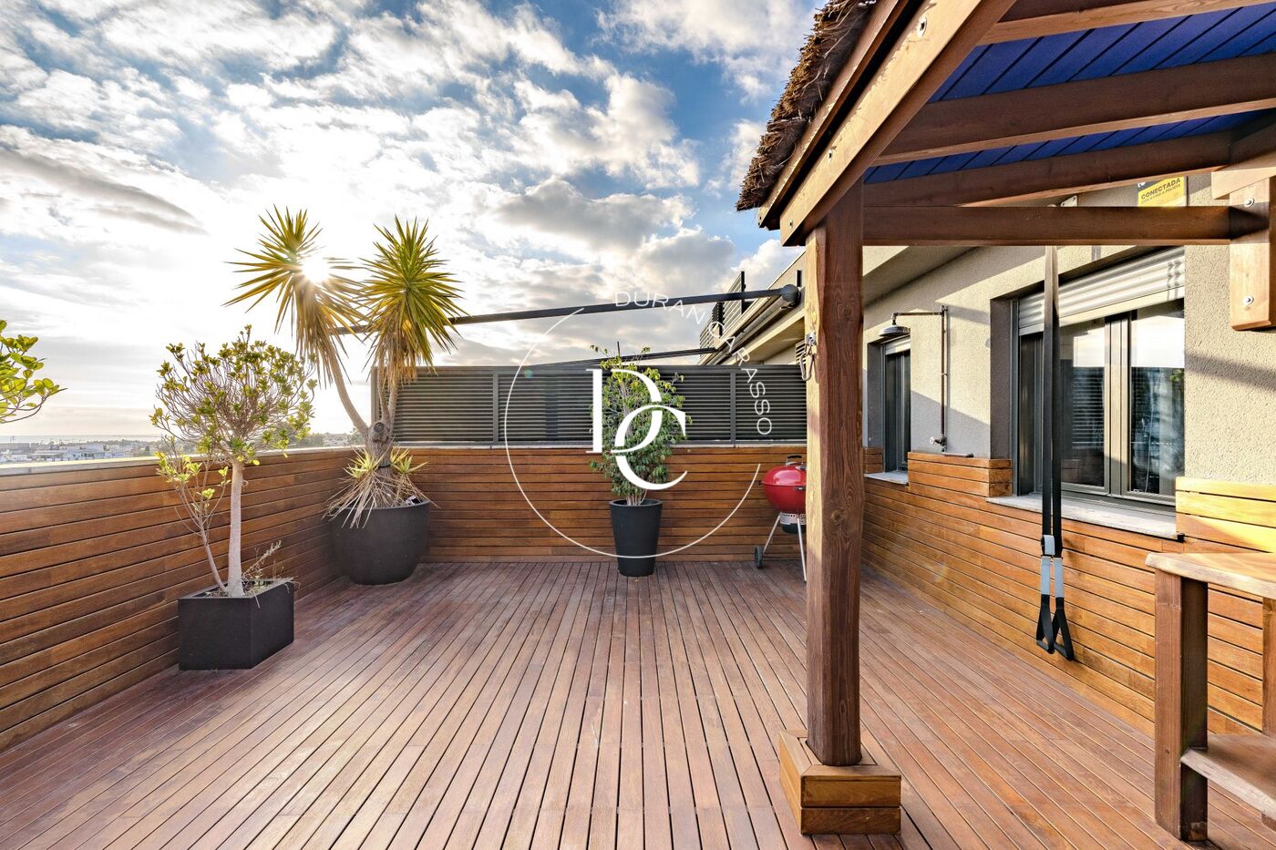 181 sqm luxury penthouse with views and terrace for sale in La Plana, Sitges
