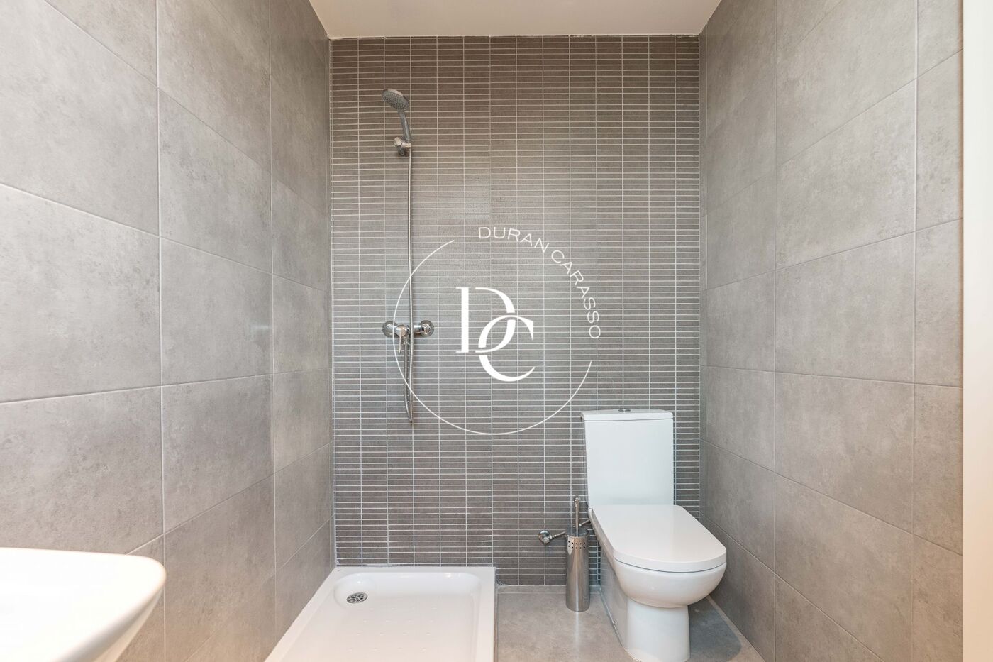 181 sqm luxury penthouse with views and terrace for sale in La Plana, Sitges