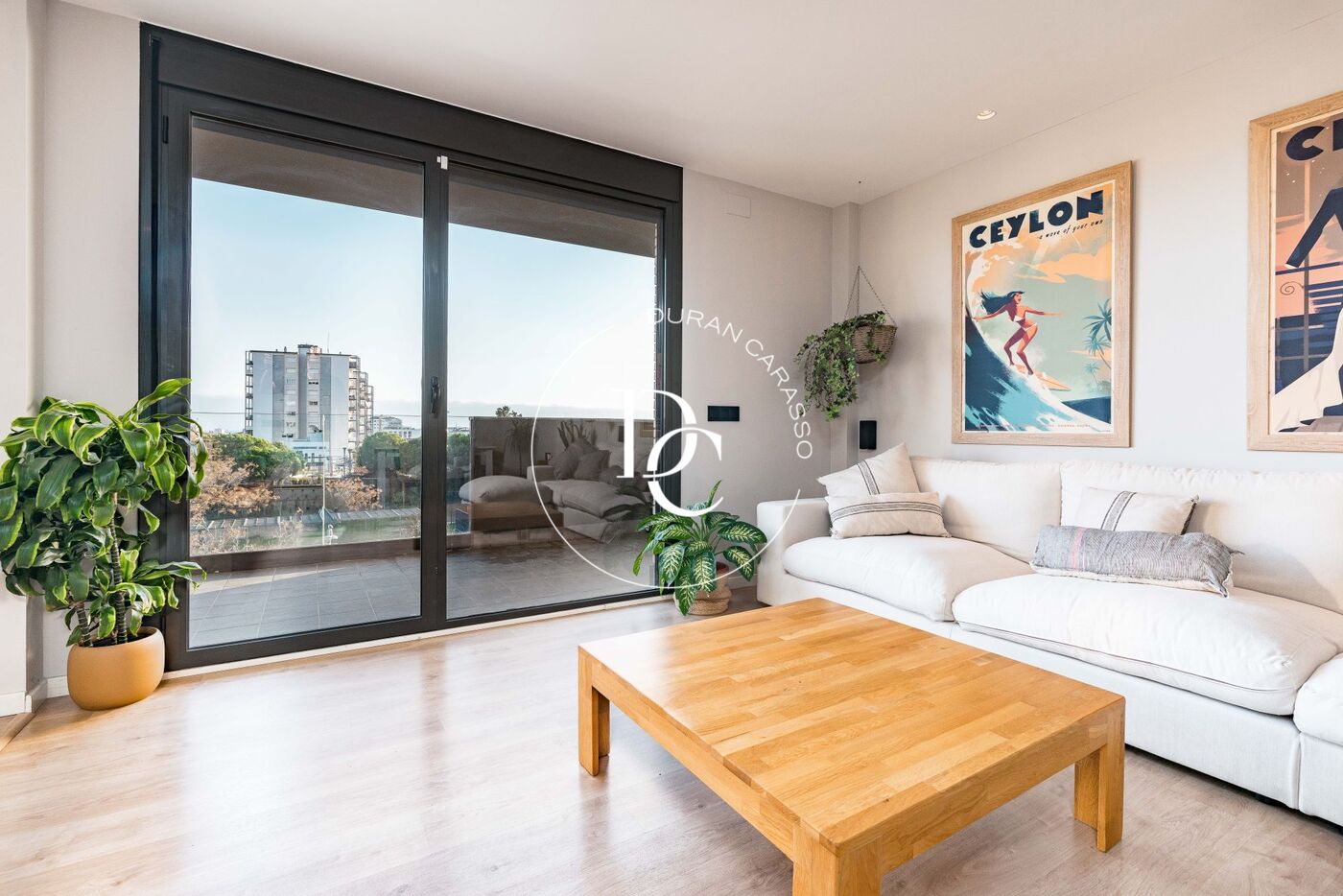 181 sqm luxury penthouse with views and terrace for sale in La Plana, Sitges