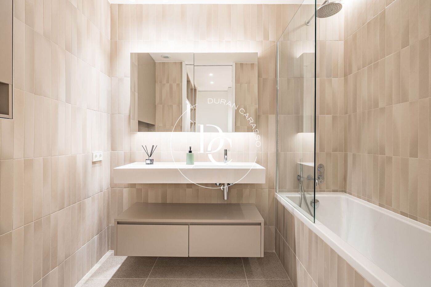 Luxury flat for sale in La Dreta de l'Eixample, Barcelona
