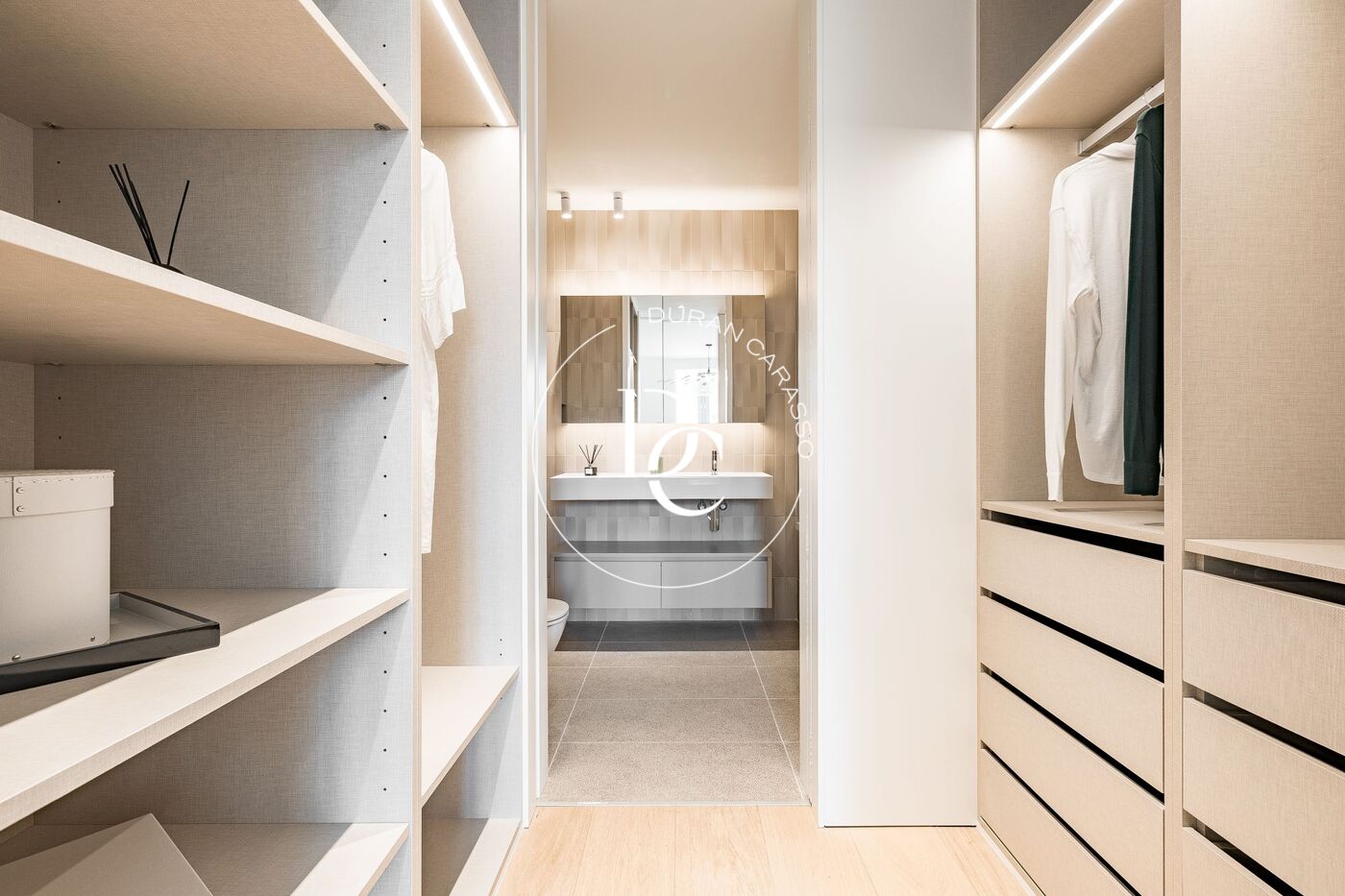 Luxury flat for sale in La Dreta de l'Eixample, Barcelona