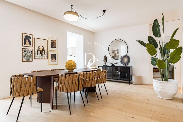 Luxury flat for sale in La Dreta de l'Eixample, Barcelona