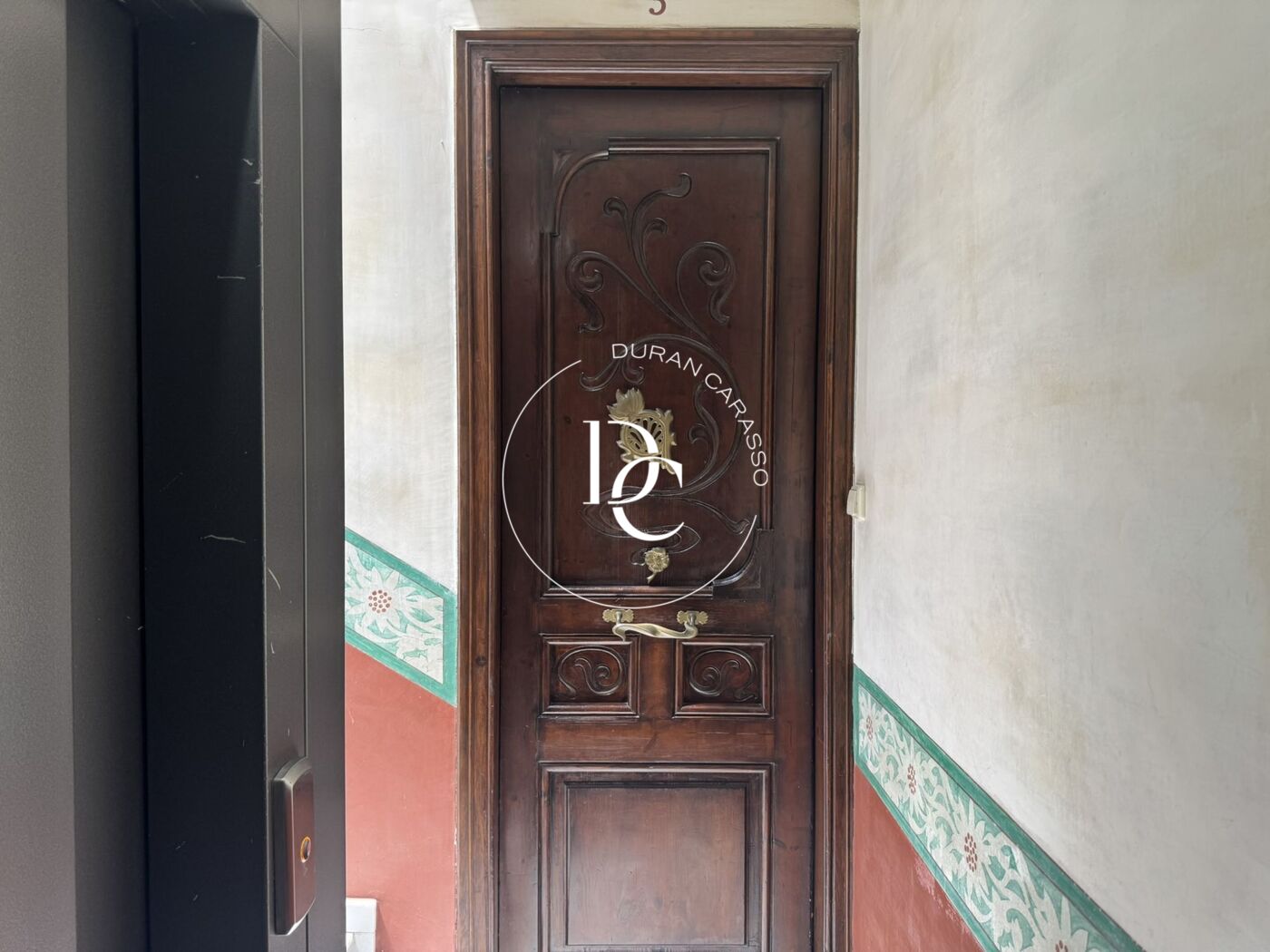 Appartement de 72 m2 avec vues et terrasse à vendre à L´Antiga Esquerra de l´Eixample, Barcelona