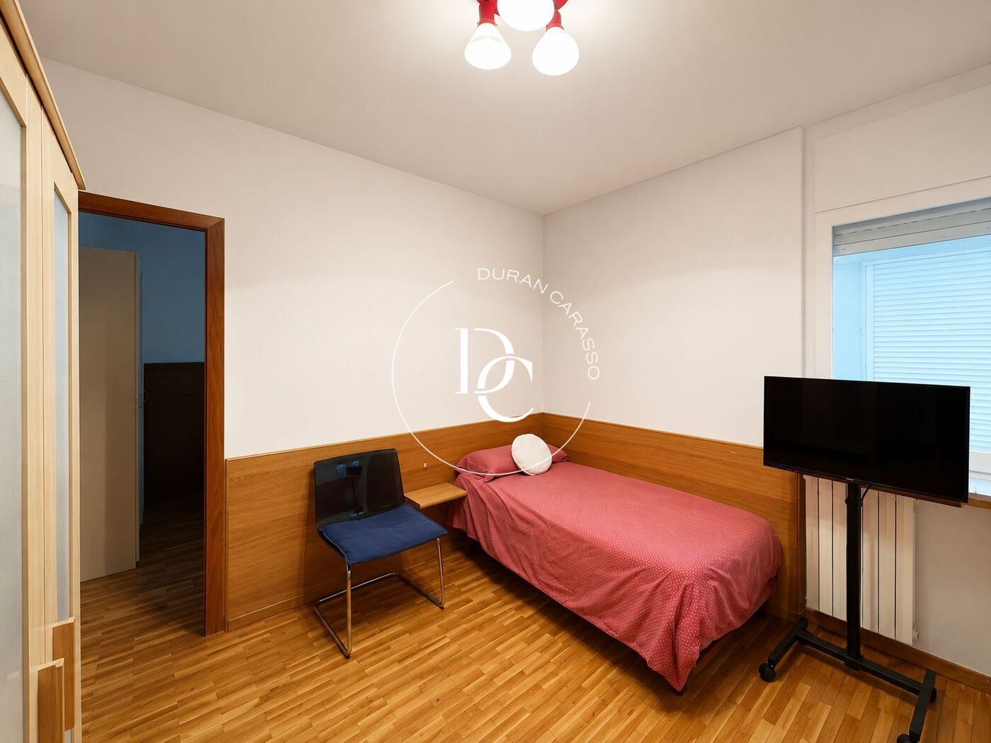 Piso en venta con terraza y parking en Sarrià