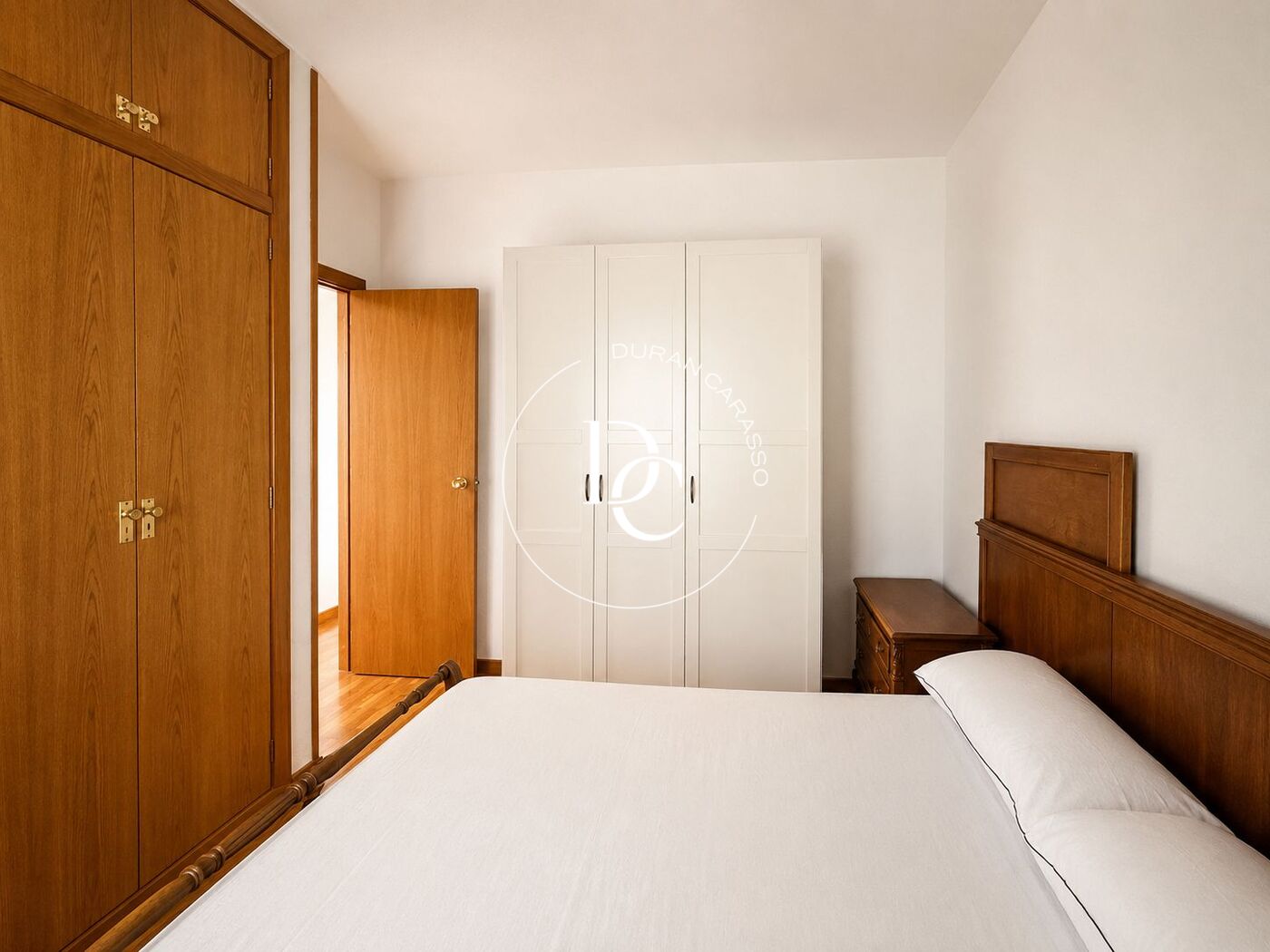 Piso en venta con terraza y parking en Sarrià