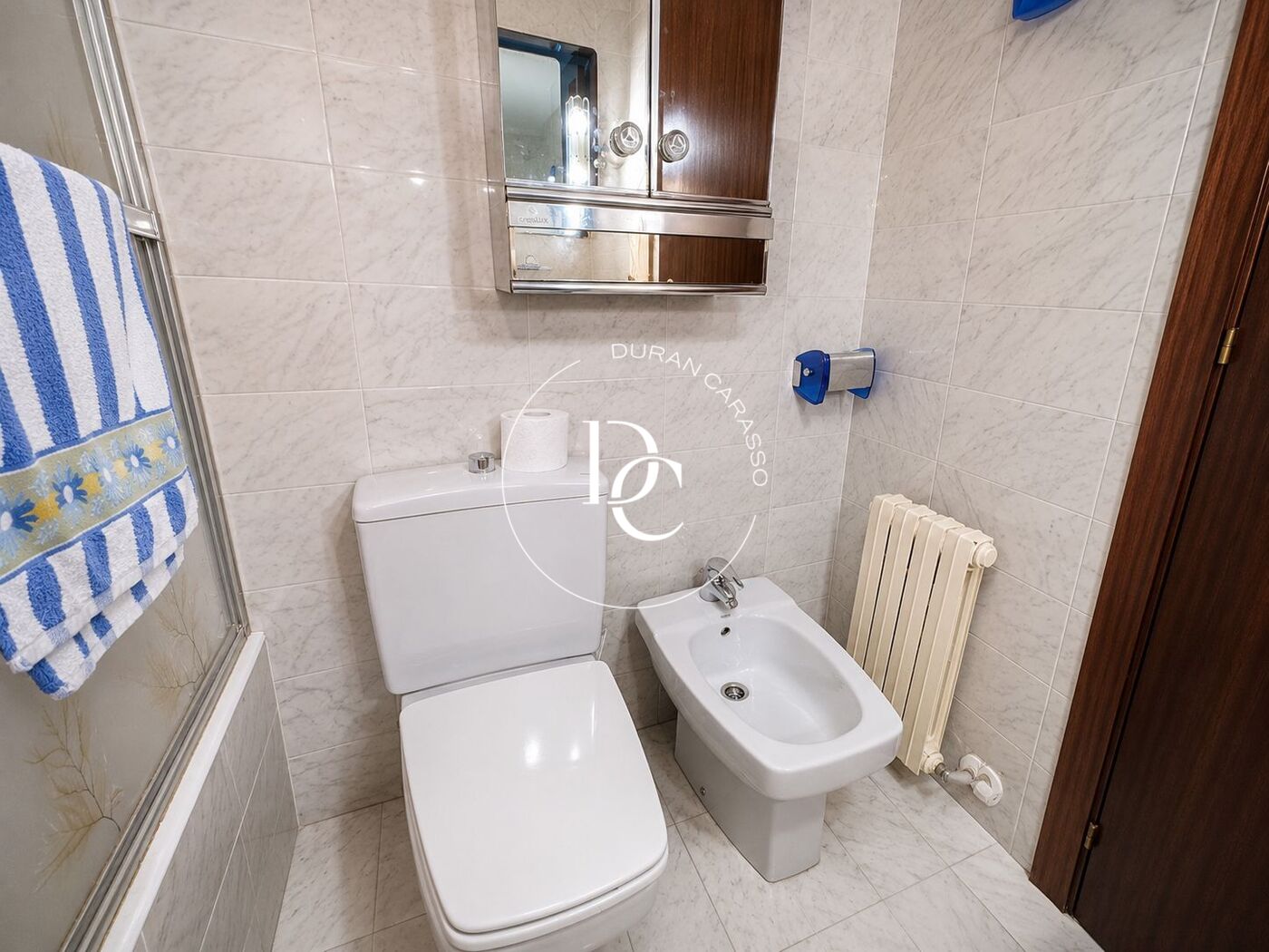 Piso en venta con terraza y parking en Sarrià