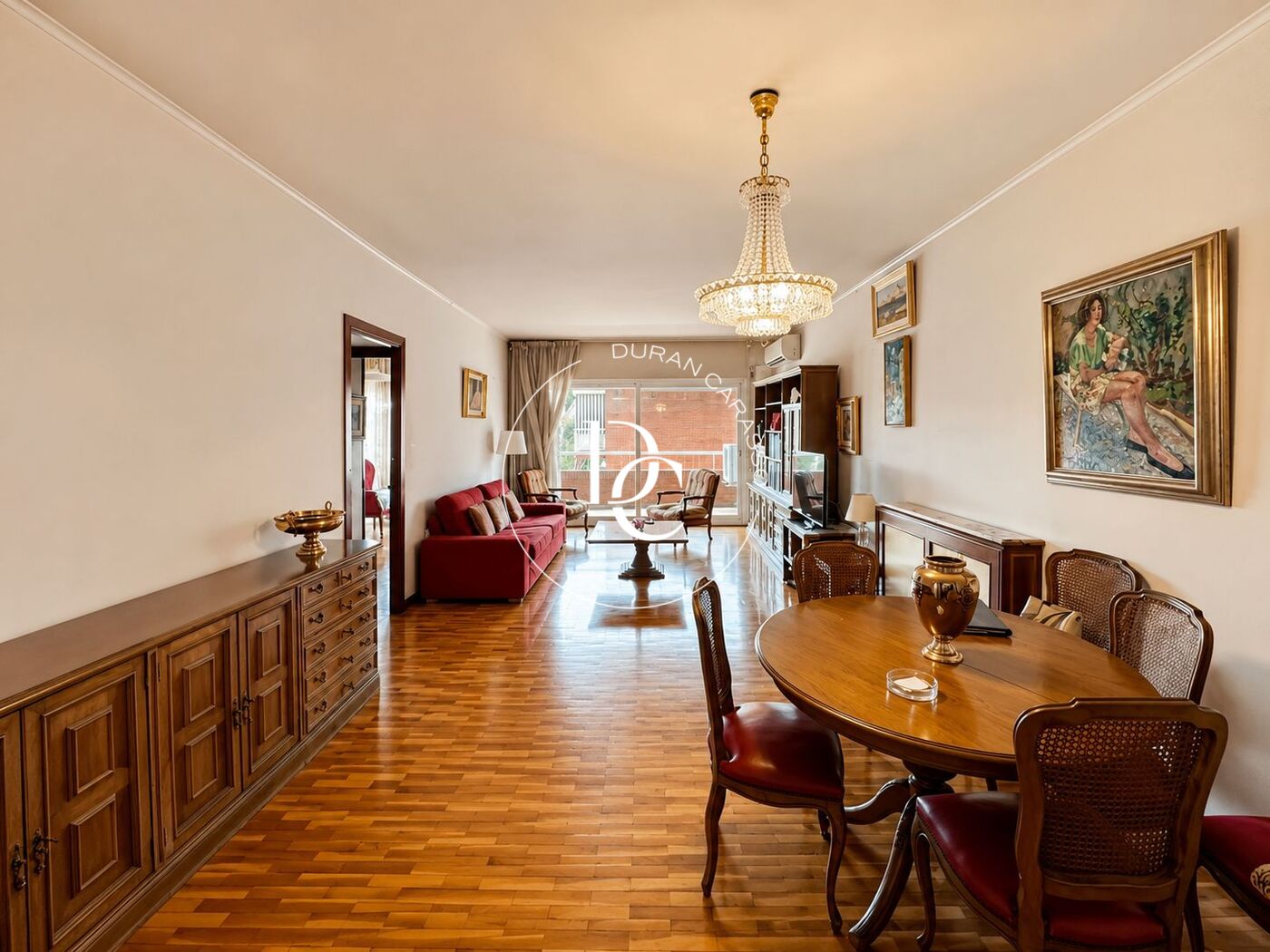 Piso en venta con terraza y parking en Sarrià