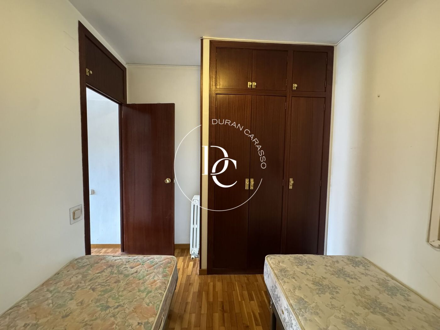 Piso en venta con terraza y parking en Sarrià