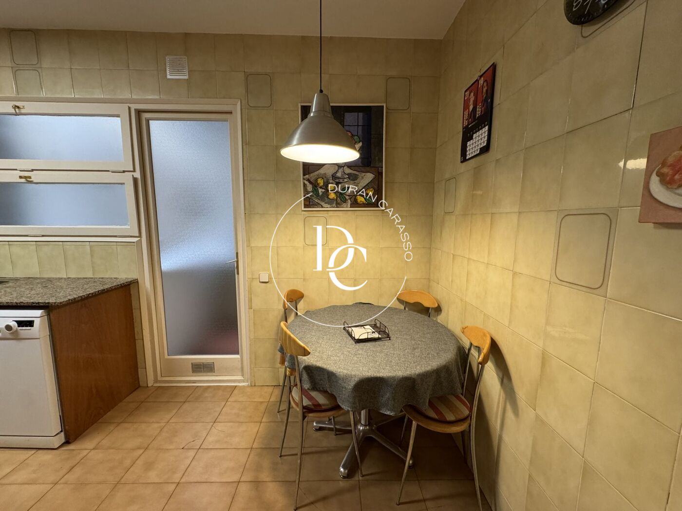 Piso en venta con terraza y parking en Sarrià