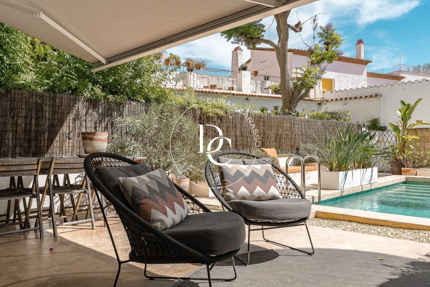 Preciosa casa reformada cerca del centro con licencia turistica